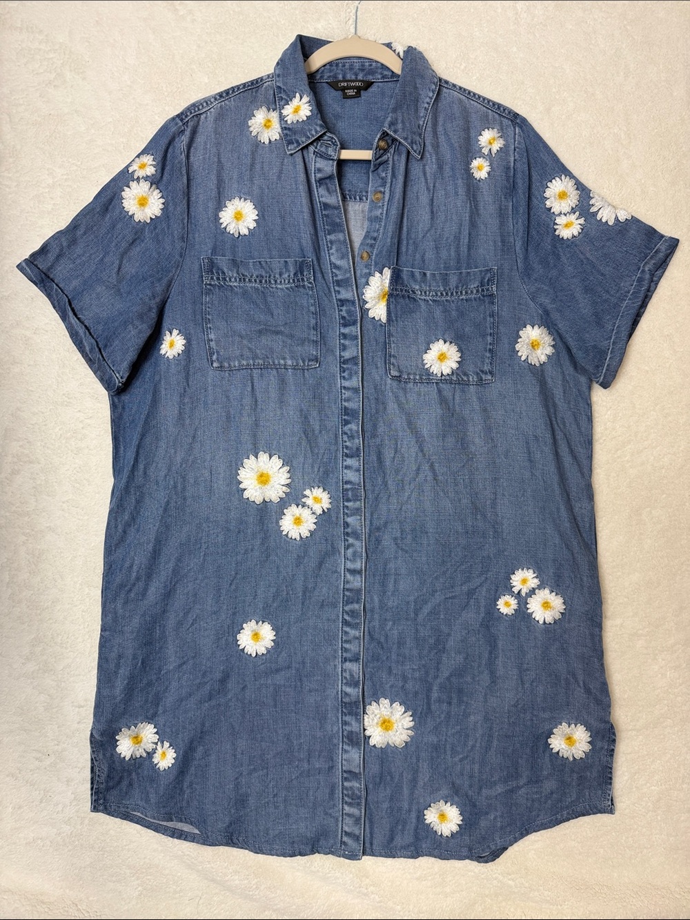 Driftwood Denim Shirt Dress Embroidered Daisy Flower Pockets Button Short Sleeve